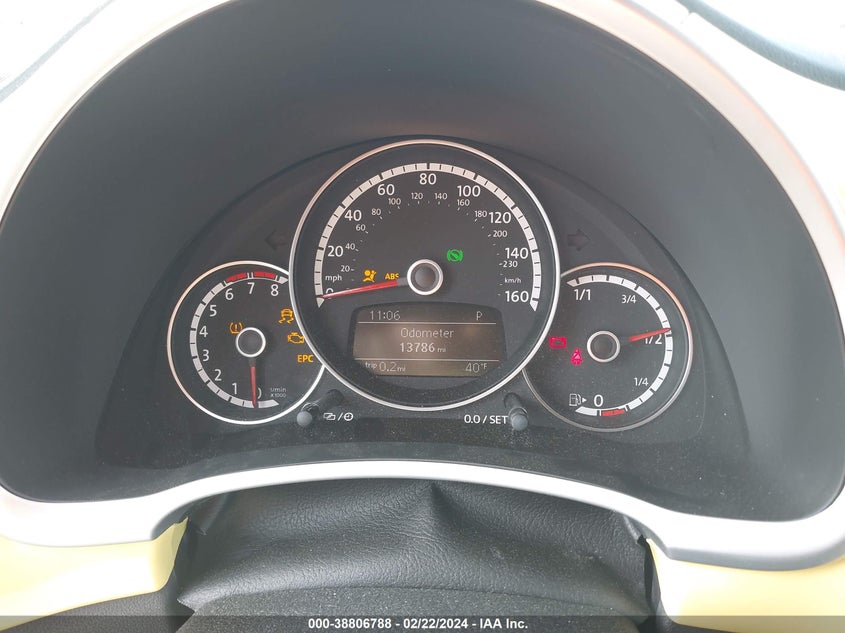 2014 VOLKSWAGEN BEETLE 2.5L - 3VWJP7AT3EM631473