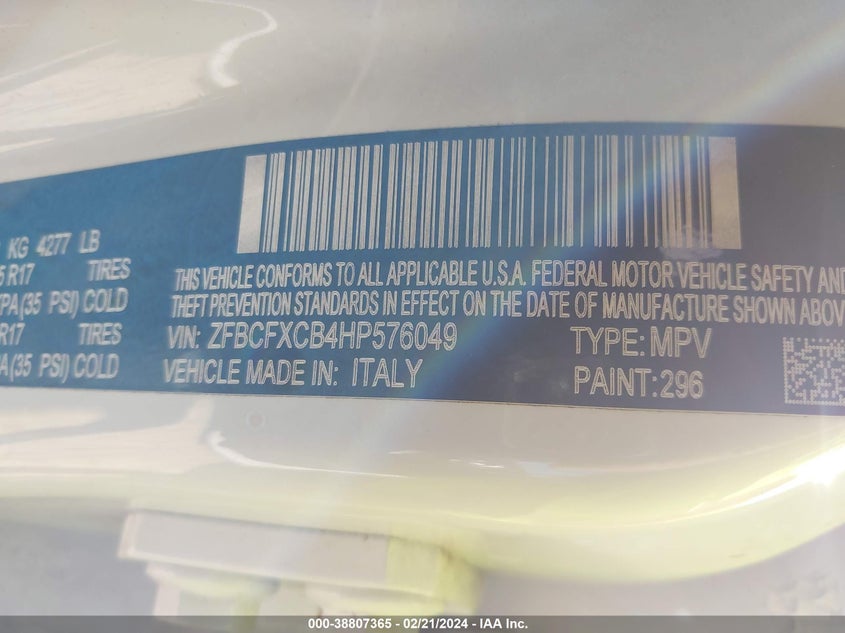 VIN ZFBCFXCB4HP576049 2017 FIAT 500X TREKKING