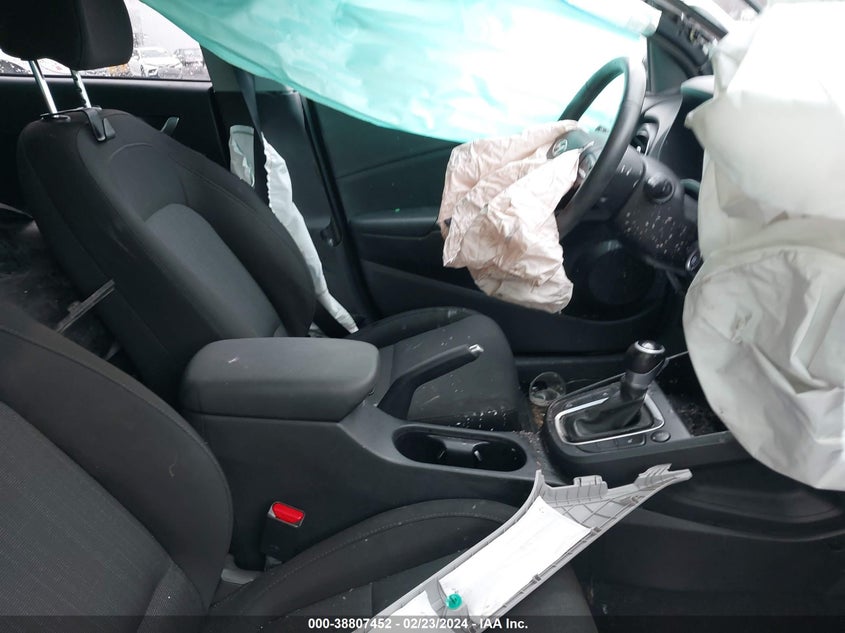 VIN KM8K3CAB2NU765644 2022 HYUNDAI KONA SEL