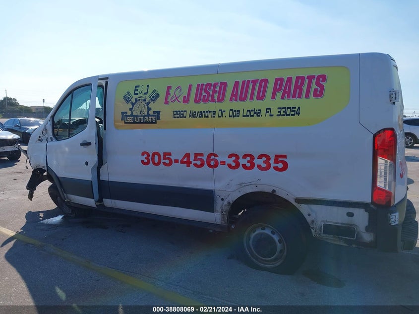 VIN 1FTYR1ZM7JKA54857 2018 FORD TRANSIT-250 T-250