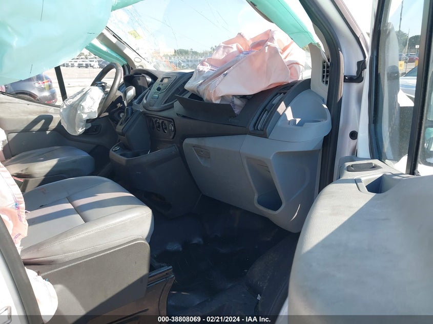 VIN 1FTYR1ZM7JKA54857 2018 FORD TRANSIT-250 T-250