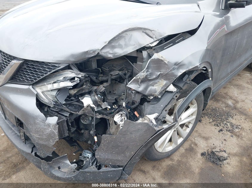 2018 NISSAN ROGUE SPORT SV - JN1BJ1CRXJW200472