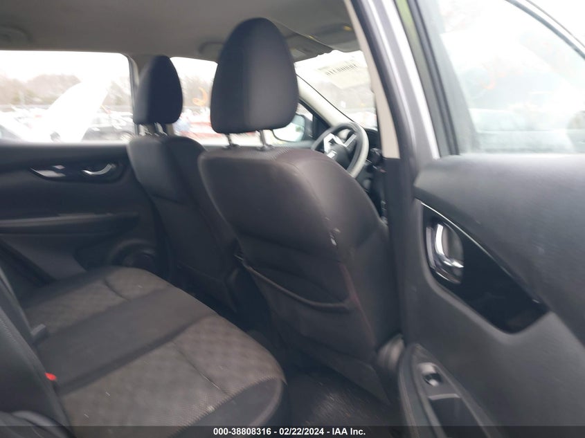 2018 NISSAN ROGUE SPORT SV - JN1BJ1CRXJW200472