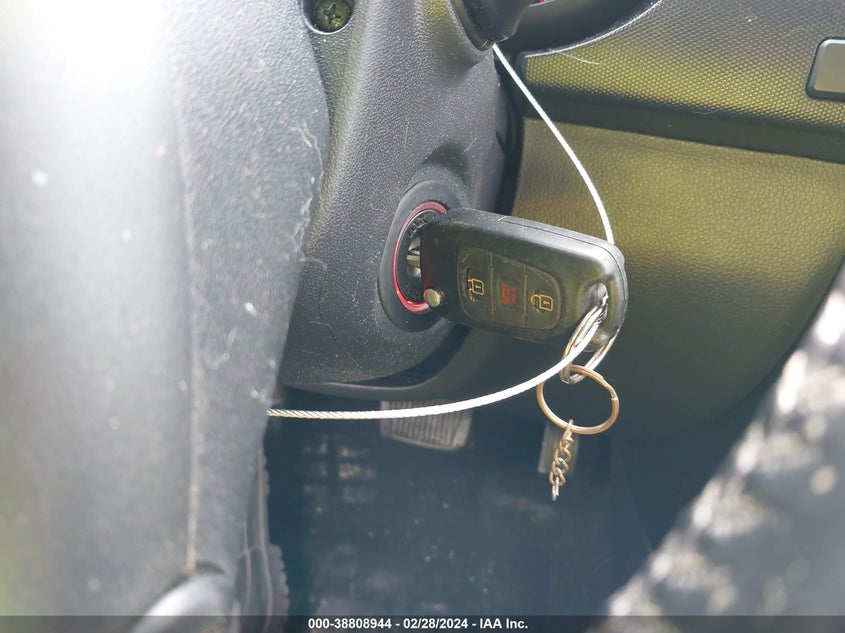 2013 KIA SOUL + - KNDJT2A6XD7513618