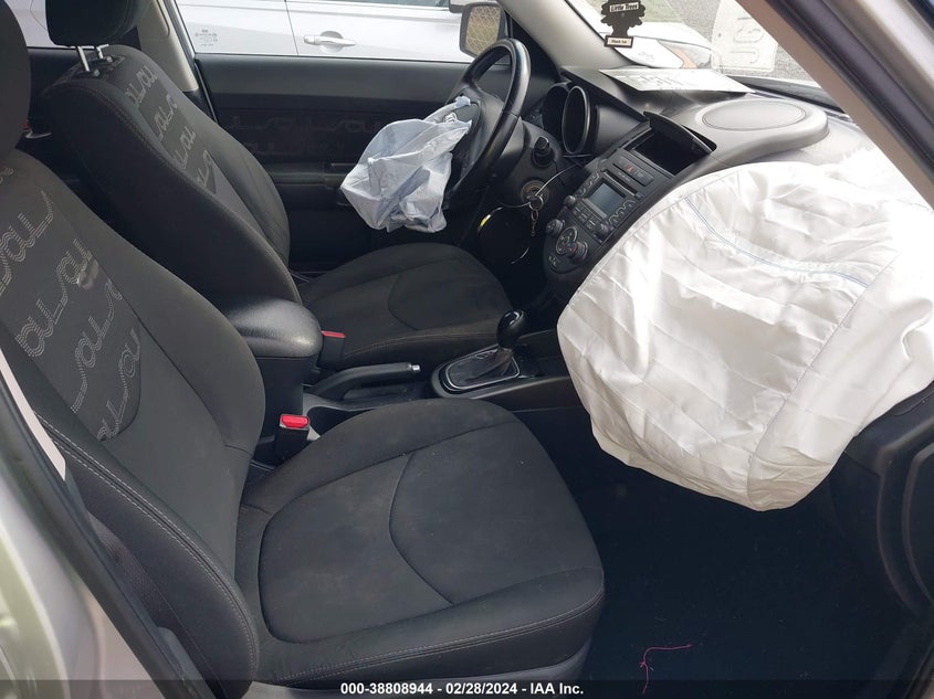 2013 KIA SOUL + - KNDJT2A6XD7513618