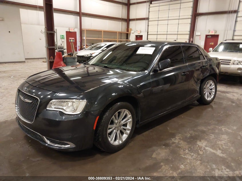 VIN 2C3CCAAG1JH209108 2018 CHRYSLER 300 TOURING L