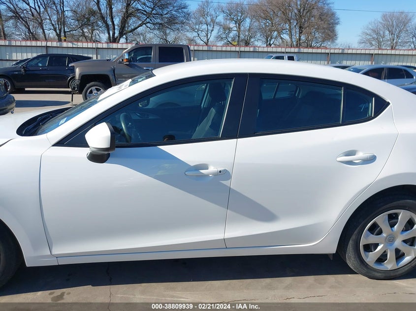 2017 MAZDA MAZDA3 SPORT - 3MZBN1U77HM157456