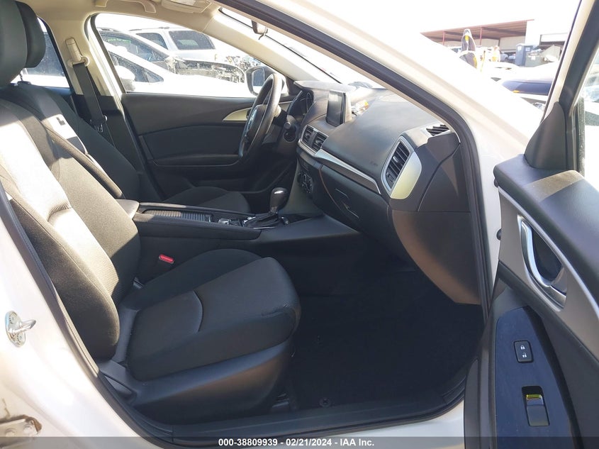 2017 MAZDA MAZDA3 SPORT - 3MZBN1U77HM157456