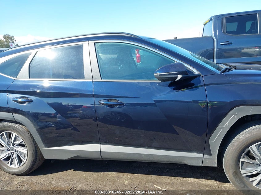 VIN KM8JBCA15NU072539 2022 HYUNDAI TUCSON HYBRID BLUE
