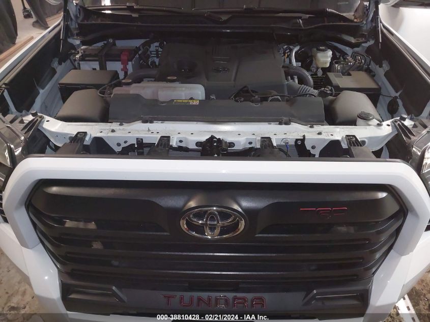 5TFLA5DB2NX034703 2022 Toyota Tundra Sr5