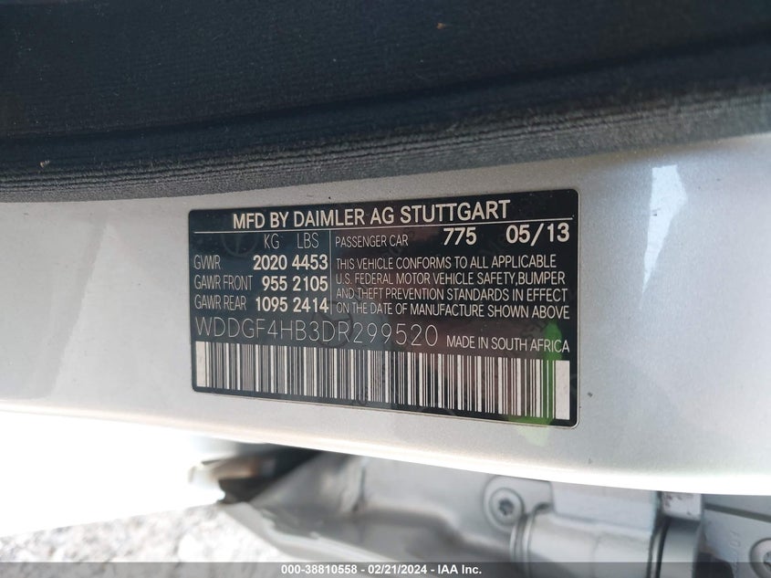 2013 MERCEDES-BENZ C 250 LUXURY/SPORT - WDDGF4HB3DR299520