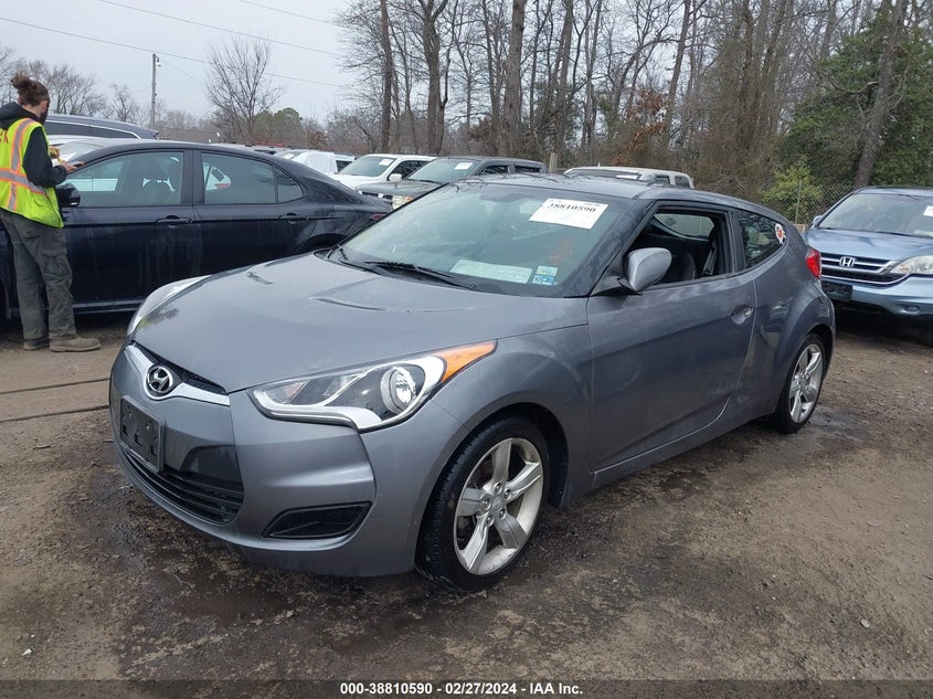 2015 Hyundai Veloster VIN: KMHTC6ADXFU245409 Lot: 38810590