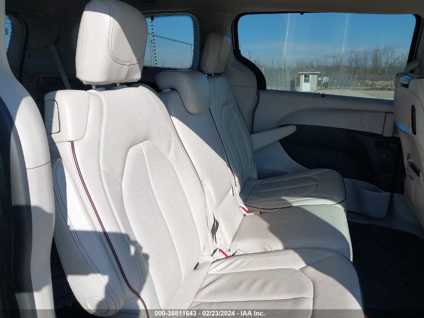 2018 CHRYSLER PACIFICA LIMITED - 2C4RC1GG8JR252531