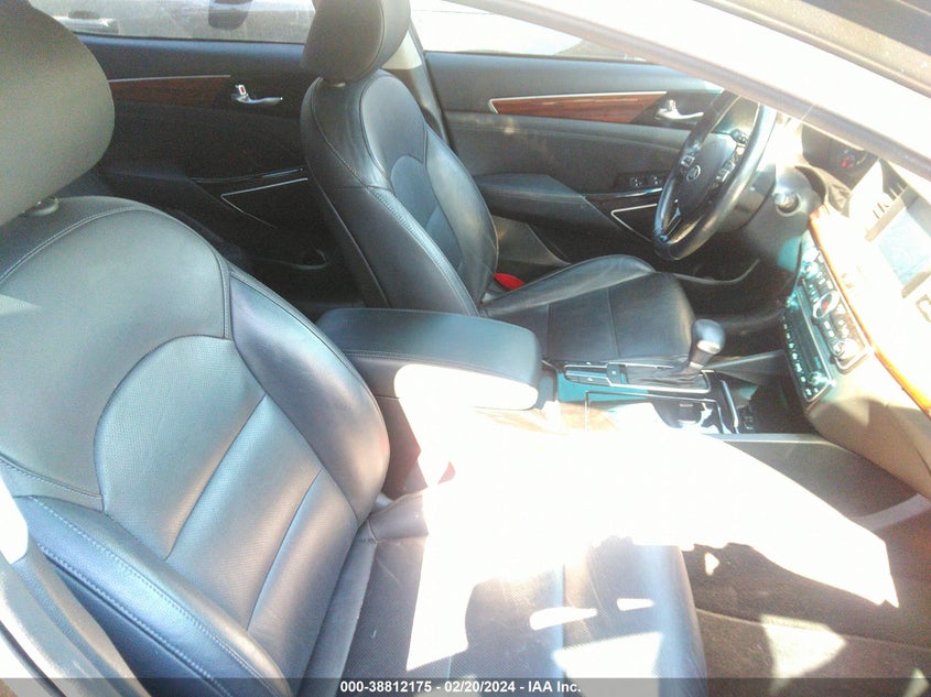 2017 KIA CADENZA PREMIUM - KNALB4J14H5042477