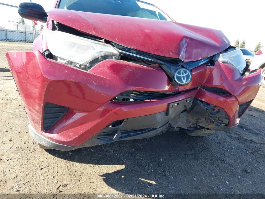 2018 TOYOTA RAV4 LE - 2T3ZFREV9JW437569