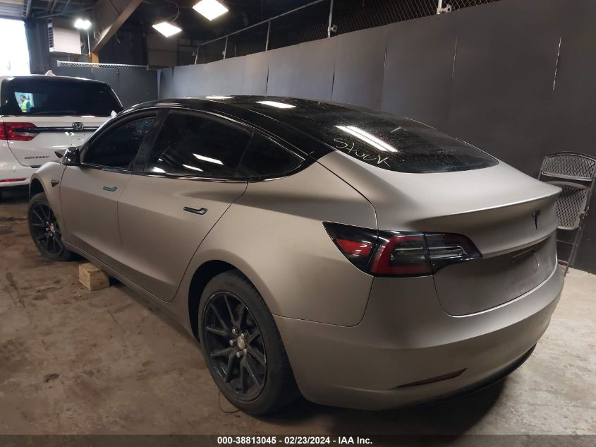 5YJ3E1EB2KF453104 2019 Tesla Model 3 Long Range/Performance