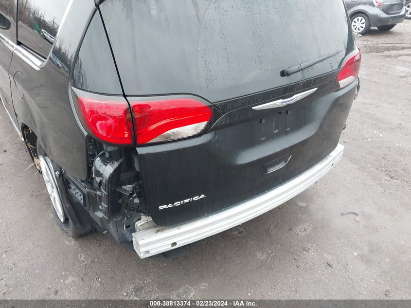 2020 CHRYSLER PACIFICA TOURING L - 2C4RC1BG2LR106510