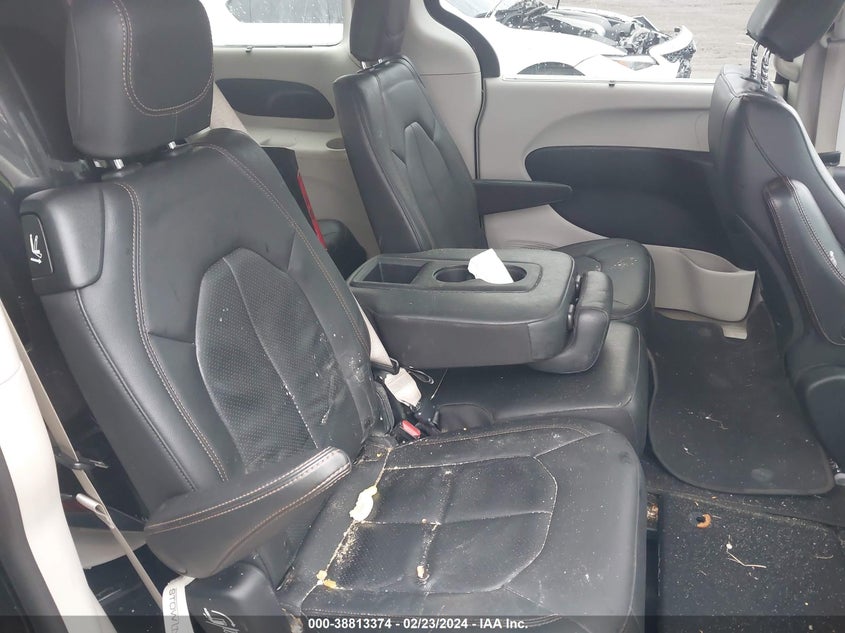 2020 CHRYSLER PACIFICA TOURING L - 2C4RC1BG2LR106510