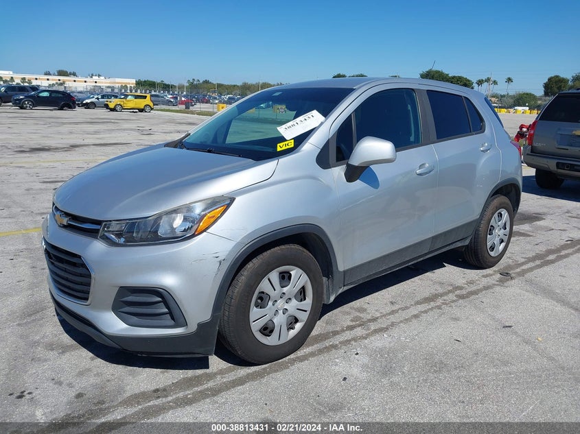 VIN KL7CJKSB8HB145448 2017 CHEVROLET TRAX LS