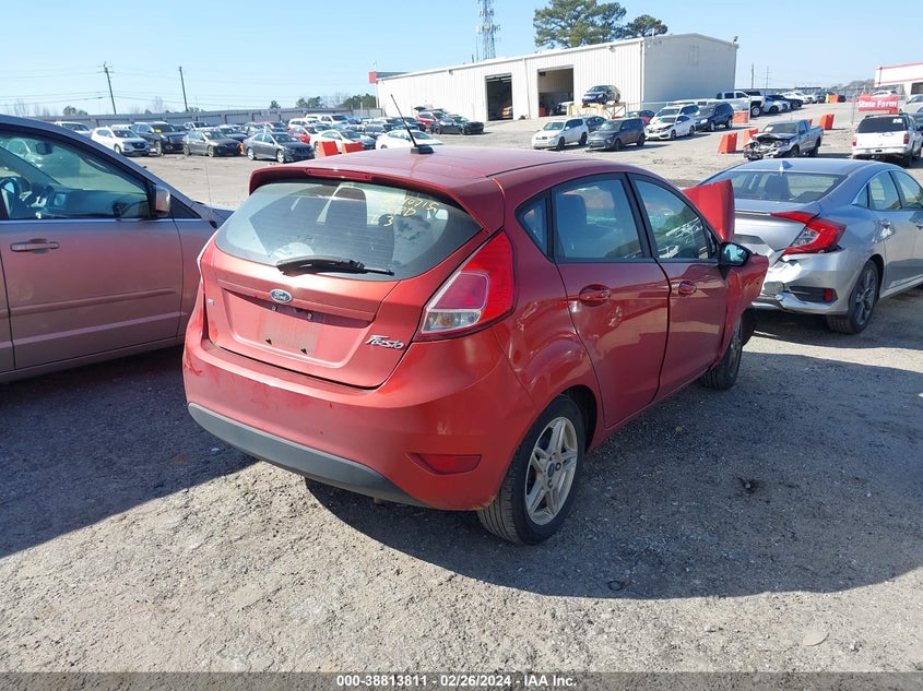 VIN 3FADP4EJXKM145591 2019 FORD FIESTA SE