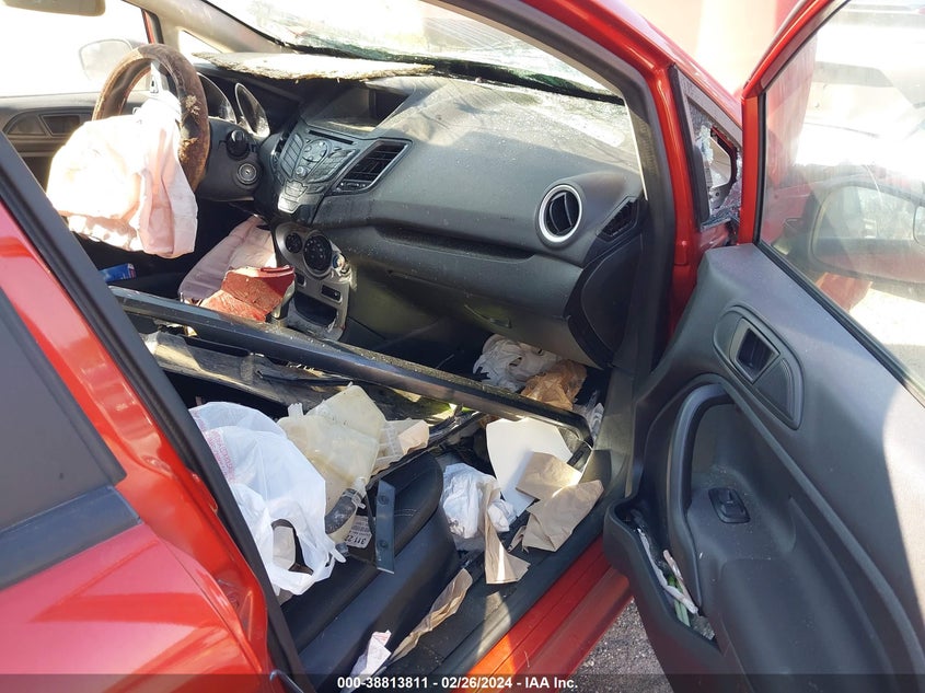 VIN 3FADP4EJXKM145591 2019 FORD FIESTA SE