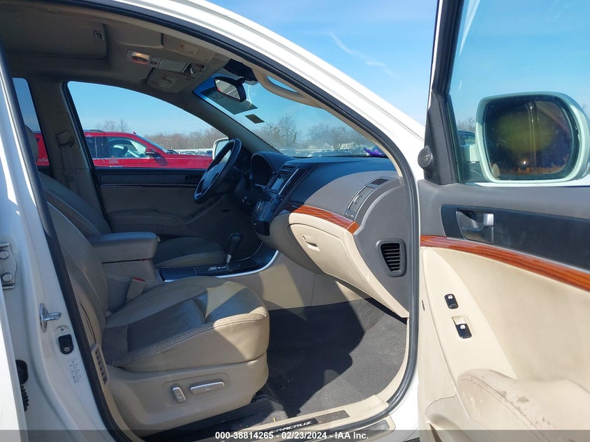 2008 Hyundai Veracruz Gls/Limited/Se VIN: KM8NU13C58U060815 Lot: 38814265