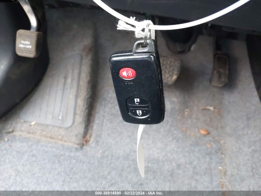 2015 Toyota Prius Three VIN: JTDKN3DU3F0421194 Lot: 38814590