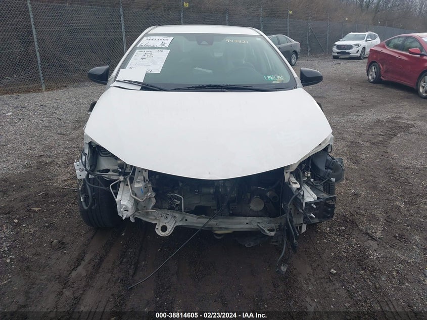 VIN 2T1BURHE8HC943921 2017 TOYOTA COROLLA LE