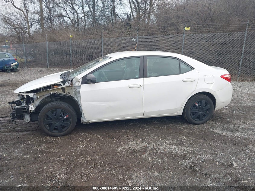 VIN 2T1BURHE8HC943921 2017 TOYOTA COROLLA LE
