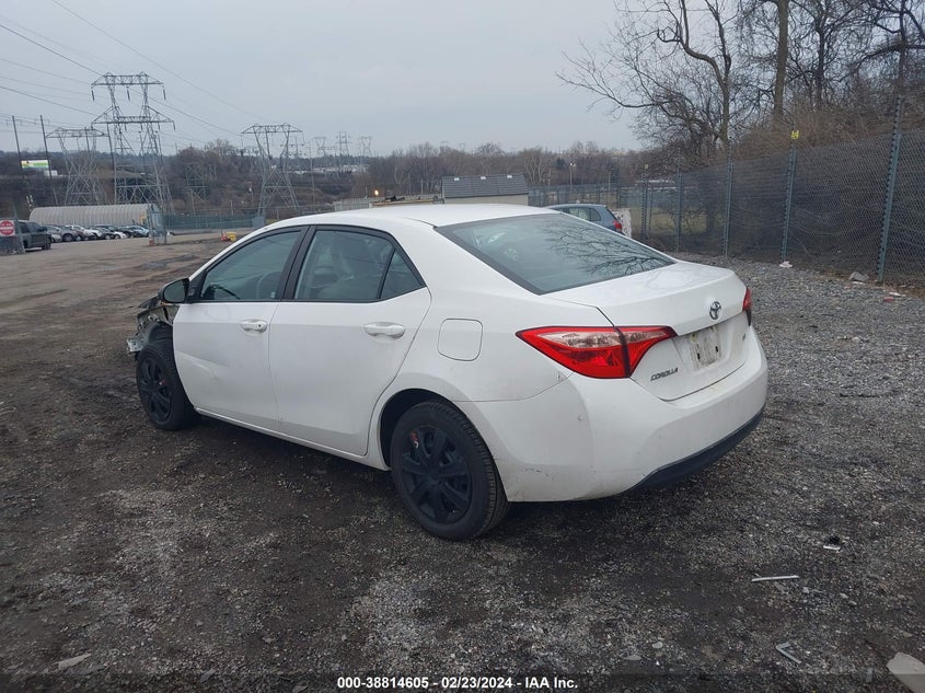 VIN 2T1BURHE8HC943921 2017 TOYOTA COROLLA LE