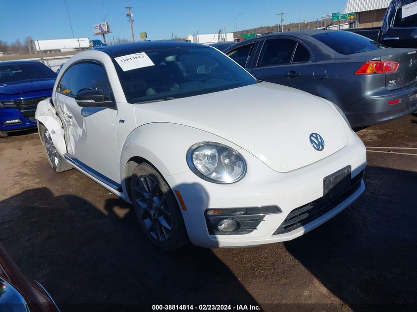 2014 VOLKSWAGEN BEETLE 2.0T R-LINE - 3VWVS7AT9EM629033