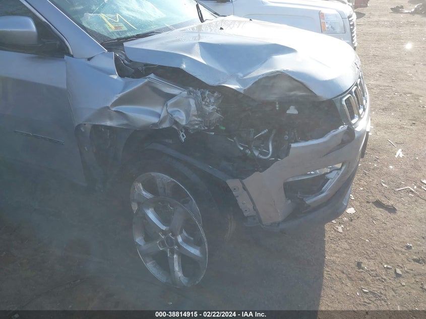 VIN 3C4NJDBBXHT650719 2017 JEEP NEW COMPASS LATITUDE 4X4