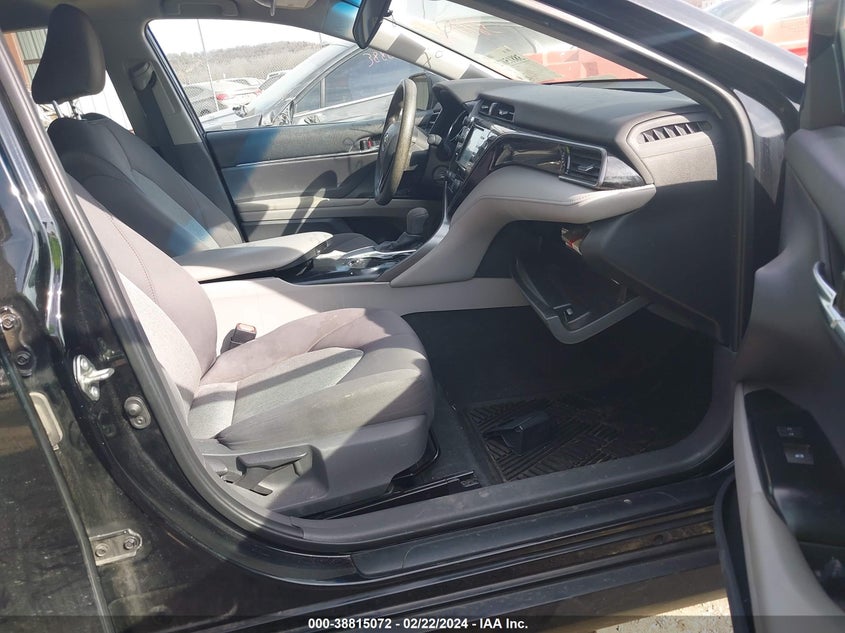 2020 TOYOTA CAMRY LE - 4T1C11AK3LU931391