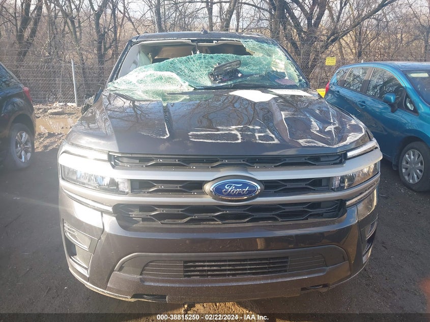 2023 FORD EXPEDITION XLT - 1FMJU1J85PEA64126