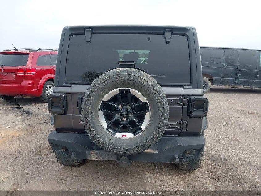 2018 JEEP WRANGLER UNLIMITED SPORT S 4X4 - 1C4HJXDG3JW122270