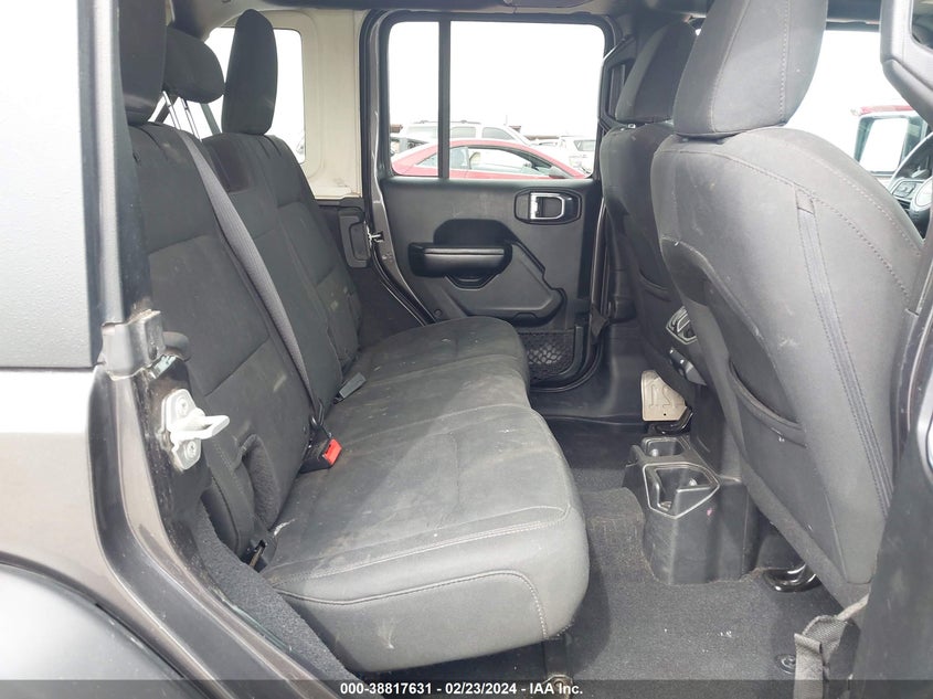 2018 JEEP WRANGLER UNLIMITED SPORT S 4X4 - 1C4HJXDG3JW122270