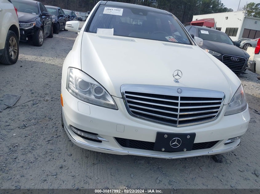 2013 MERCEDES-BENZ S 550 4MATIC WDDNG9EB8DA529301