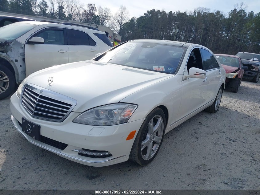 2013 MERCEDES-BENZ S 550 4MATIC WDDNG9EB8DA529301