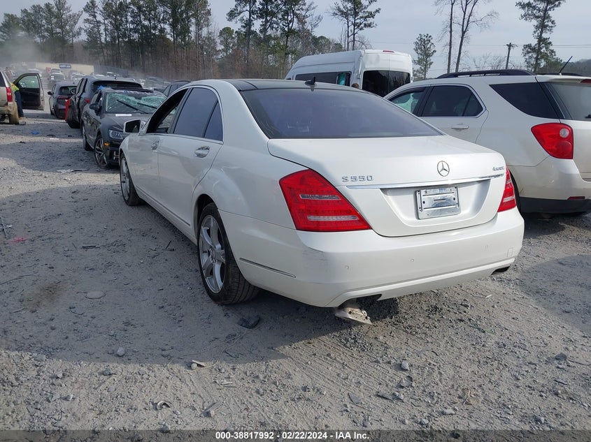 2013 MERCEDES-BENZ S 550 4MATIC WDDNG9EB8DA529301