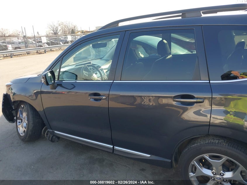 VIN JF2SJAWC9JH459092 2018 SUBARU FORESTER TOURING