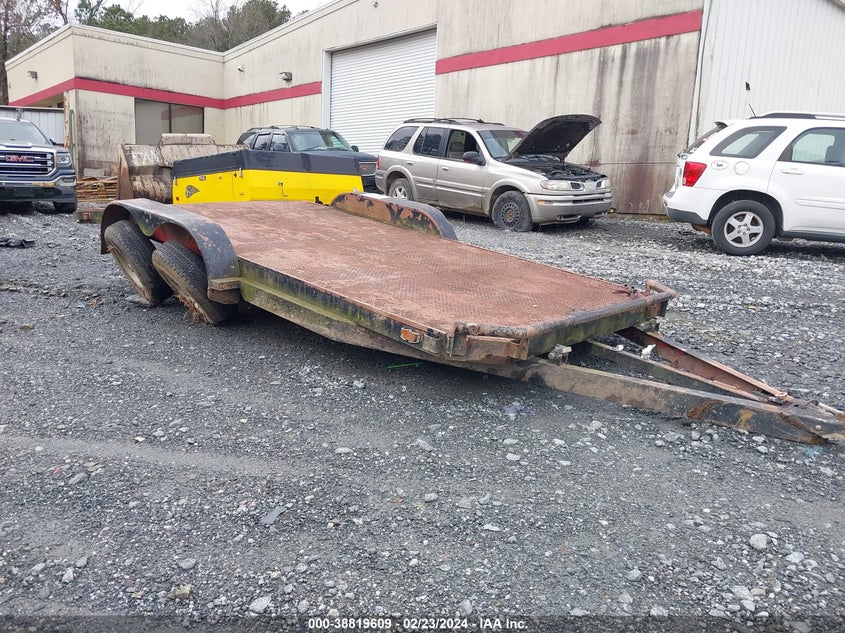 2006 TRAILER 16' FLATBED TRAILER