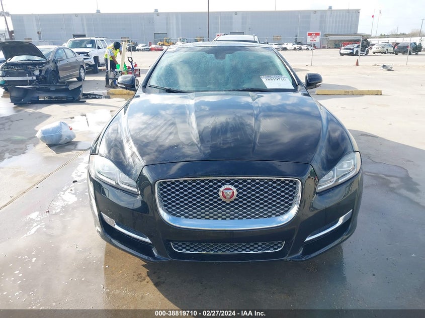 2016 JAGUAR XJ XJL PORTFOLIO - SAJWJ2GDXG8V92774