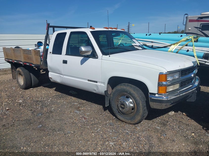 1997 Chevrolet C3500 Hd Fleetside white truck gasoline 1GCHC39J9VF011493 photo #1