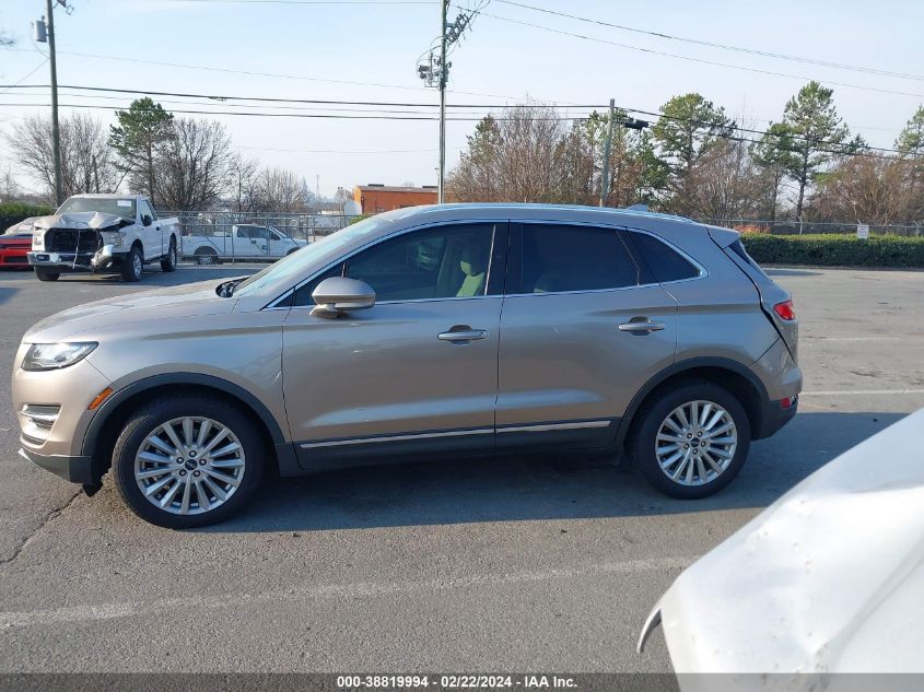 2019 Lincoln Mkc Standard VIN: 5LMCJ1C93KUL37454 Lot: 38819994