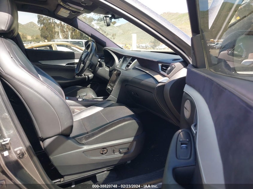 VIN 3PCAJ5M13KF104648 2019 INFINITI QX50 ESSENTIAL/PURE