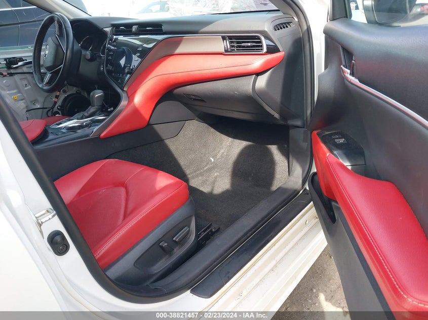 2019 TOYOTA CAMRY XSE - 4T1B61HK4KU687560