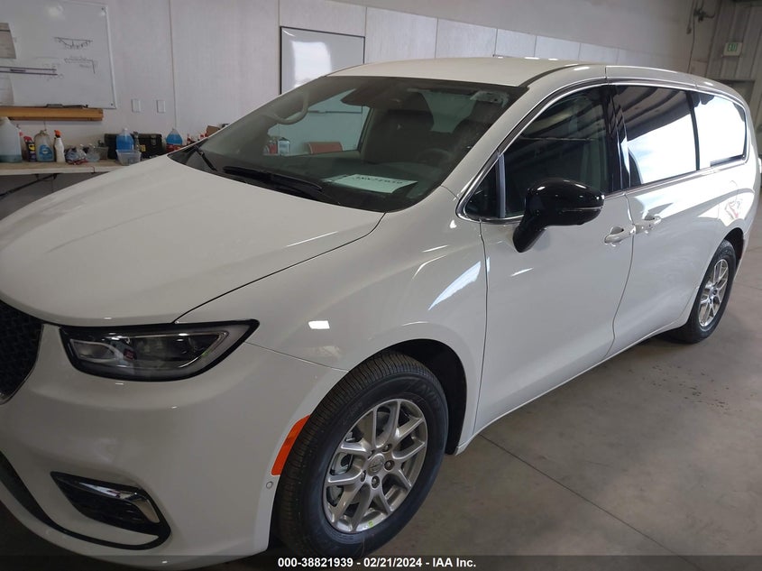 2024 CHRYSLER PACIFICA TOURING L - 2C4RC1BG1RR112730