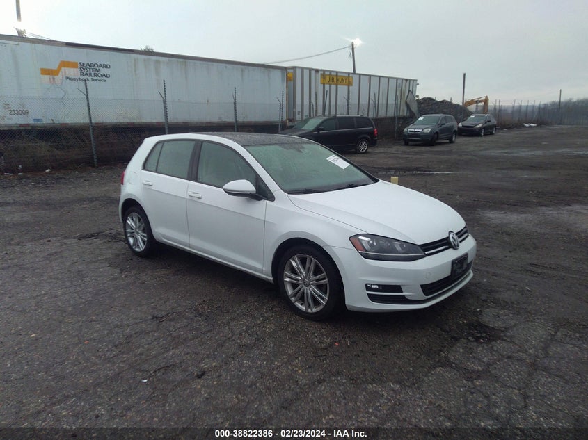 2015 VOLKSWAGEN GOLF TDI SE 4-DOOR - 3VW2A7AU0FM086820