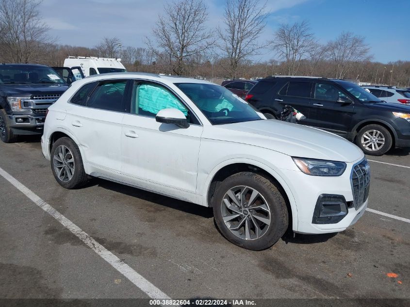 WA1BAAFYXM2063815 2021 AUDI Q5 - Image 1