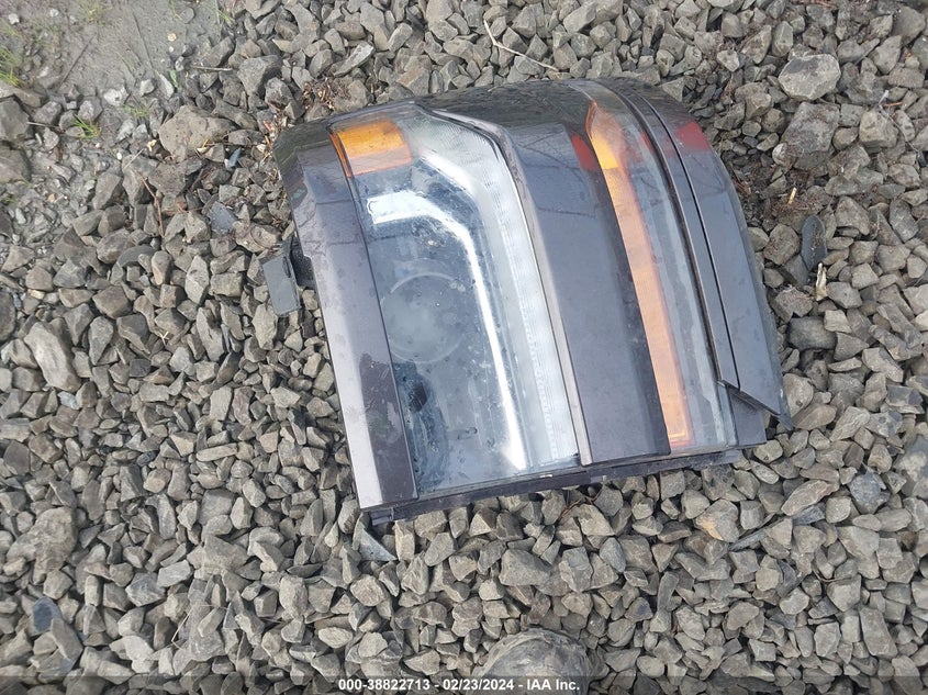 2016 CHEVROLET SILVERADO 1500 K1500 LT - 3GCUKREC3GG107603